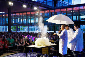 Wetenschapsshow. Foto | Bart van Overbeeke