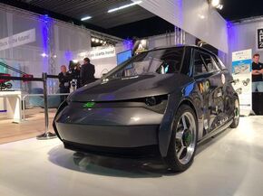 TU/ecomotive onthulde 'Nova'. TU/ecomotive onthulde 'Nova'.