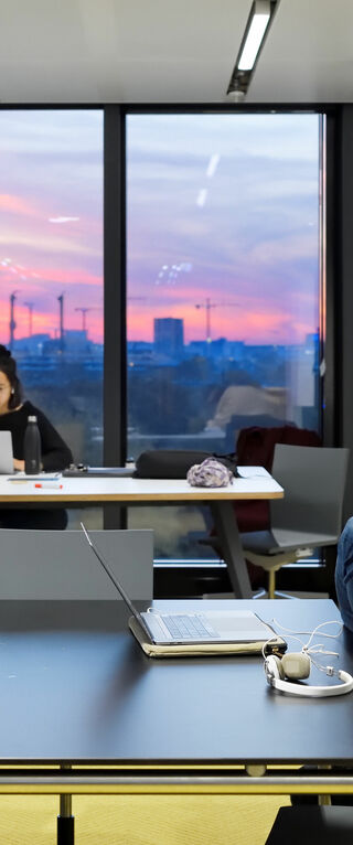 Werken in Atlas. Foto | Bart van Overbeeke