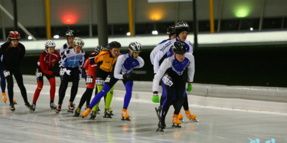 Trainen op de massastart bij Isis.