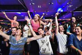 Feesten met Mr. Polska. Foto | Bart van Overbeeke