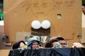 Tentenspektakel Bouwkunde intro 2012. Foto | Bart van Overbeeke Tentenspektakel Bouwkunde intro 2012. Foto | Bart van Overbeeke