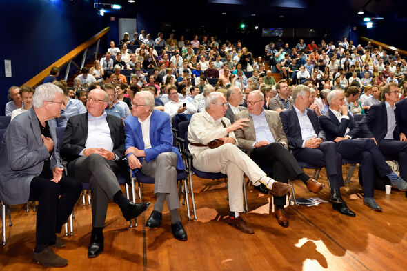 Drie (voormalige) collegevoorzitters en rectoren. Foto | Bart van Overbeeke
