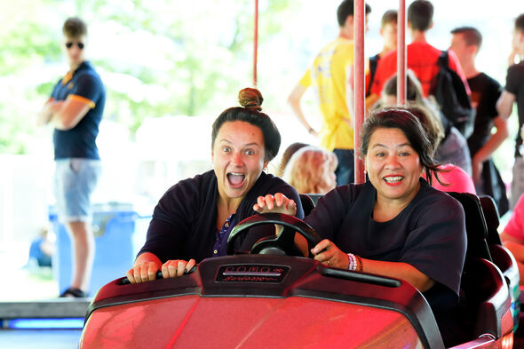 All TUegether in botsauto's. Foto | Bart van Overbeeke