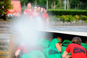 Tentenspektakel Bouwkunde intro 2012. Foto | Bart van Overbeeke Tentenspektakel Bouwkunde intro 2012. Foto | Bart van Overbeeke