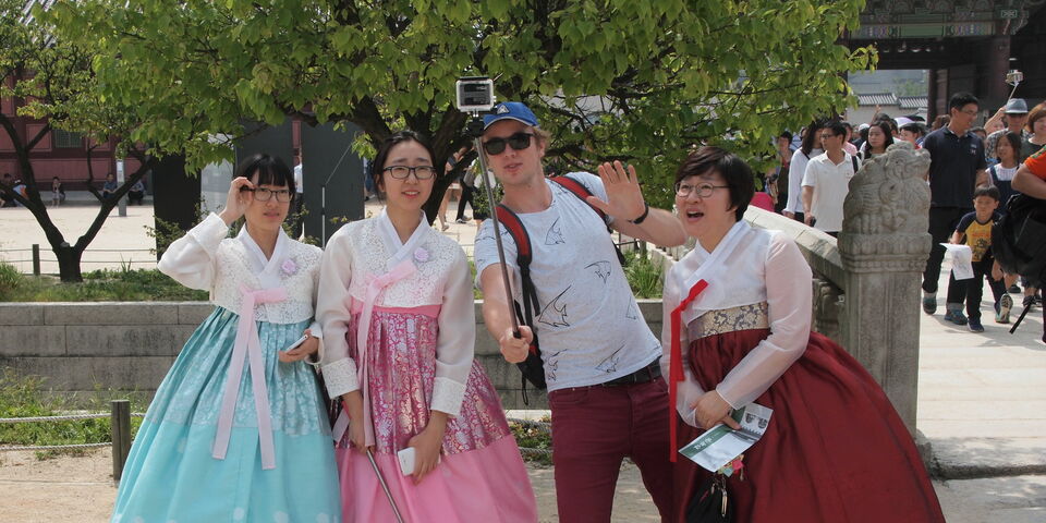 Als je lang genoeg in Korea blijft, begin je langzaam op een Aziaat te lijken.