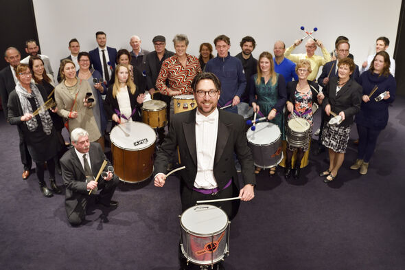 Jef van den Hout arranged a Brazilian drum session after the ceremony. In these workshops people can experience the concept of team flow. Photo | Bart van Overbeeke