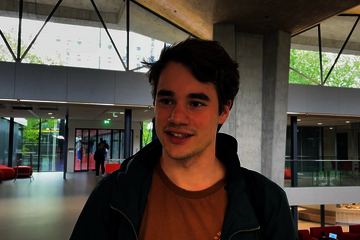 The new government wants to implement a fine of 3000 euros, for students who take more than one year extra for their studies.